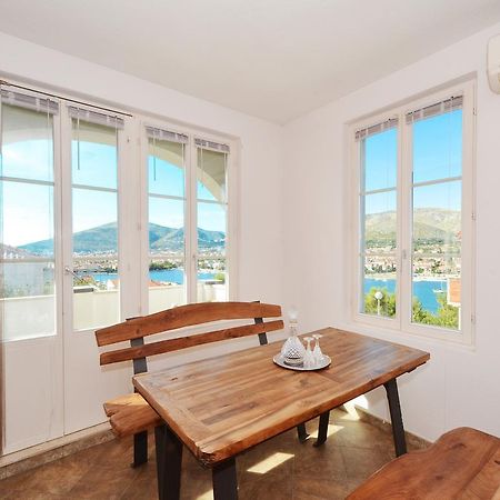 Apartment Poseidon Trogir Szoba fotó