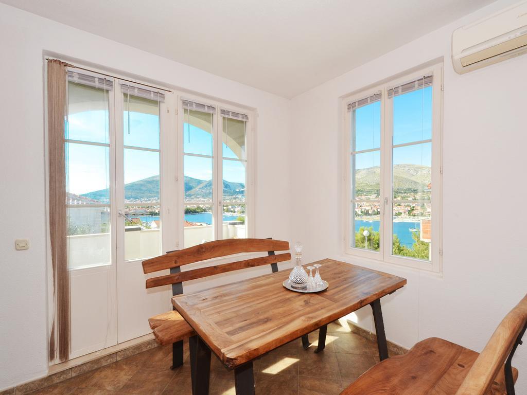 Apartment Poseidon Trogir Szoba fotó
